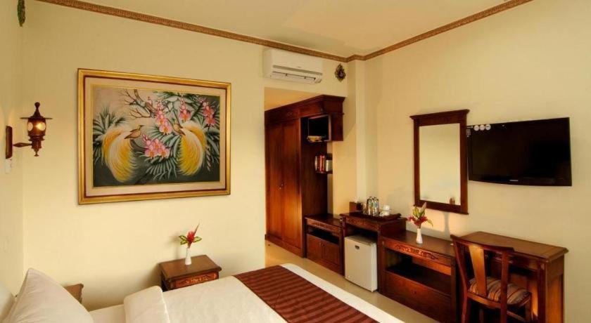 Yusro Hotel Restaurant & Convention Jombang Exteriér fotografie